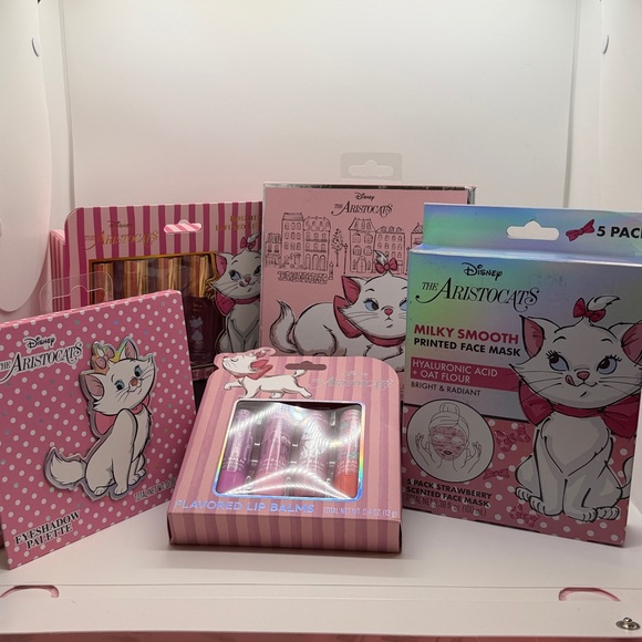 Taste Beauty Other - Aristocats Complexion and Eyeshadow palette, Lip balm, Lip Oil and Face Masks.